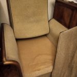 zamena sundjera u foteljama i federa u sedištu ispod jastuka