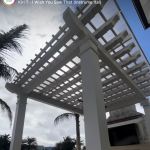 Izgradnja pergole, dimenzije 8 m x 3 m sa 6 stubova dimenzije 20 cm x 20 cm, sa 16 rogova i nekim odredjenim pokrivačem.