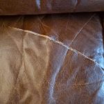 Popravka rupe na kožnoj garnituri